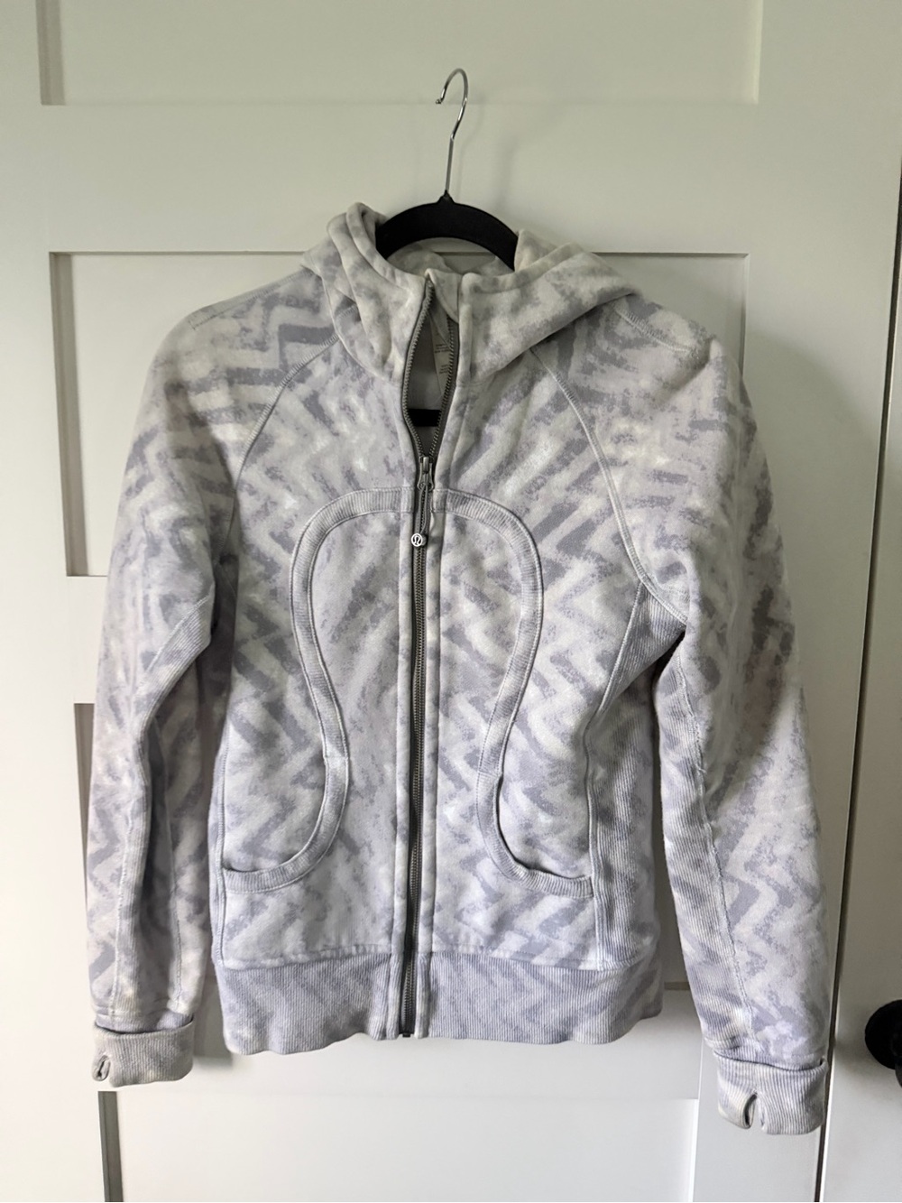 lululemon athletica Light Gray Patterned Full-Zip Hooded Jacket